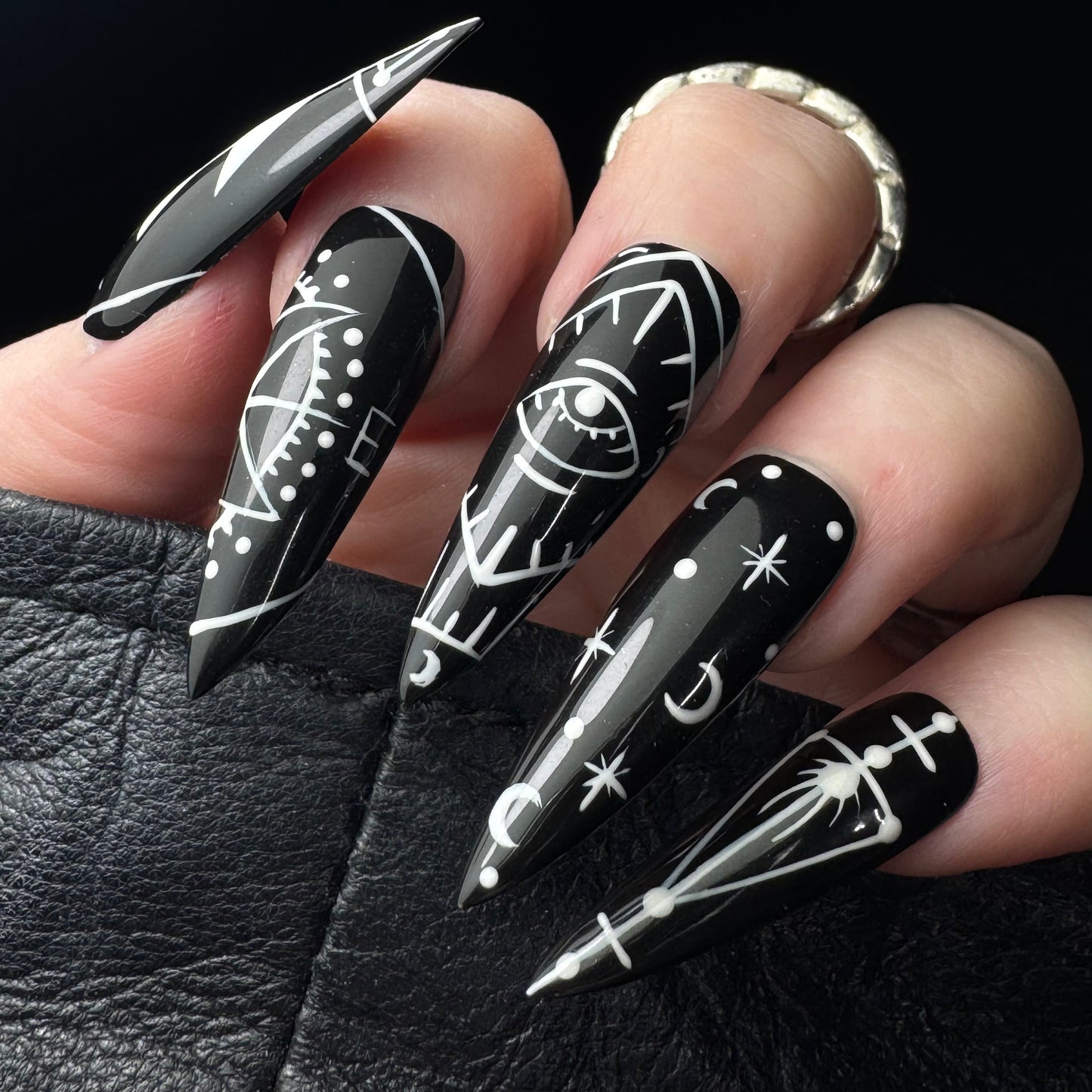 Tarot (Black)
